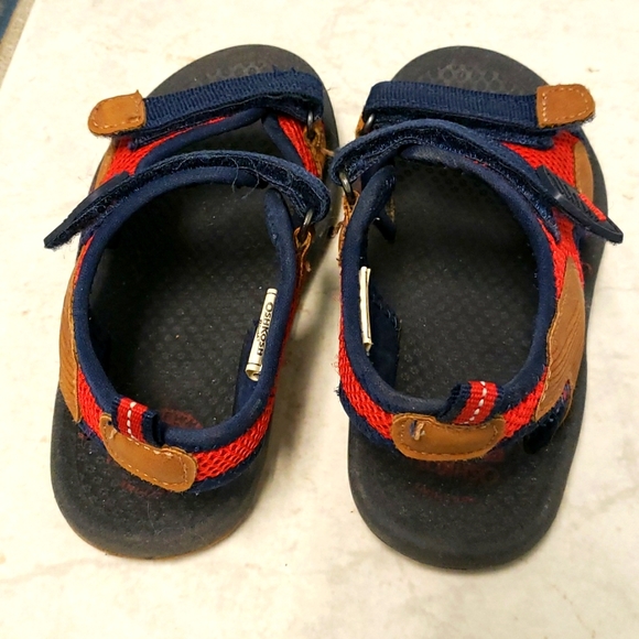 Osh Kosh tetris sandals - Picture 3 of 4